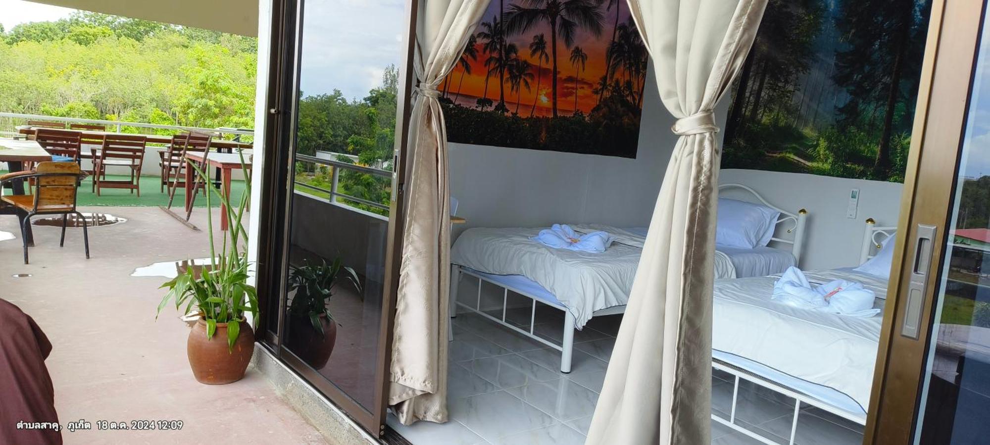 Batikseafood Airport & Room Ban Bo Sai Klang Dış mekan fotoğraf