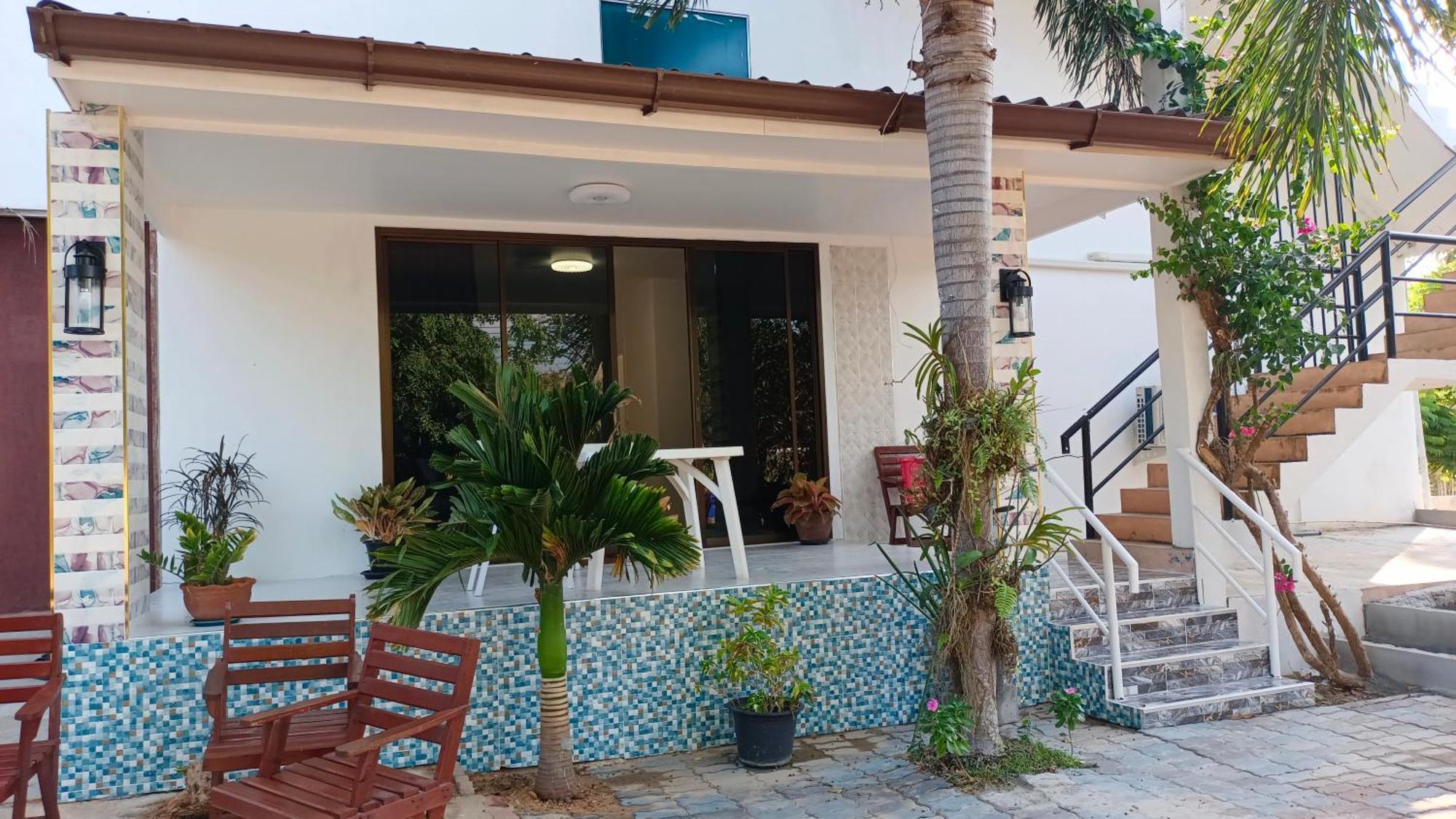 Batikseafood Airport & Room Ban Bo Sai Klang Dış mekan fotoğraf
